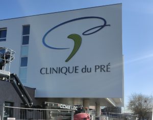 Enseignes clinique au Mans, en lettres découpées