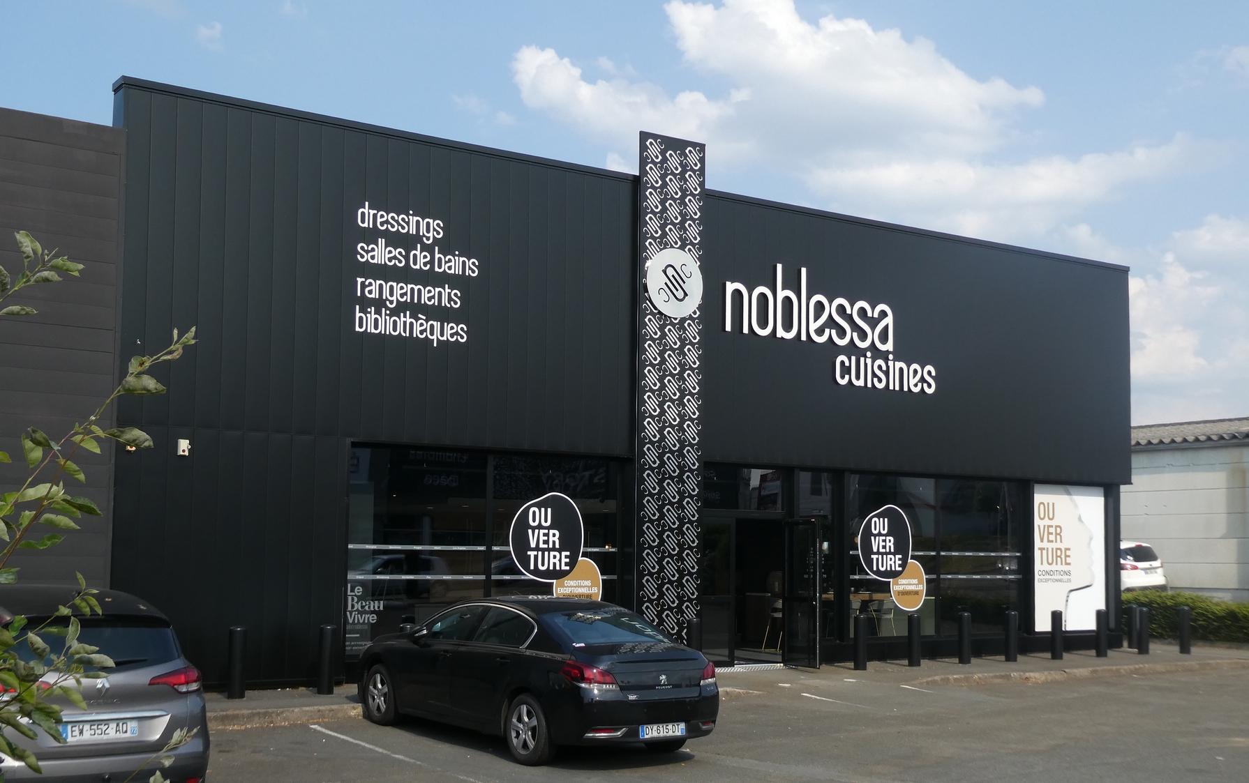 Enseignes et signalétique magasin Noblessa au Mans